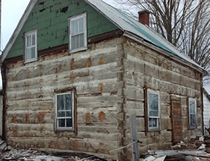 Shawville log house - click for additional photos
